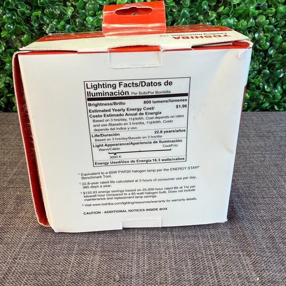 NIB Toshiba LED Par 30 Warm White Replaces 65 W Lighting Bulb New - Picture 3 of 6